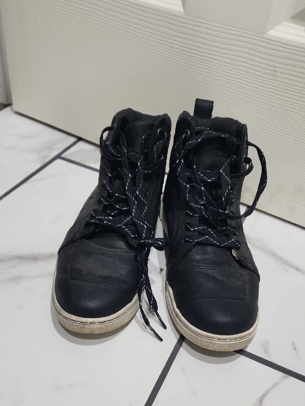 Harley-Davidson Black High Top Sneakers with Cream Sole - Picture 3 of 5